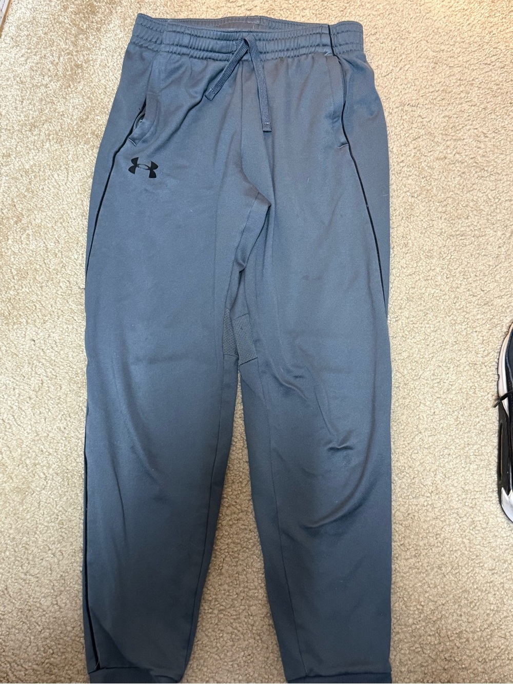 Under Armour boys Gray Athletic Jogger Pants